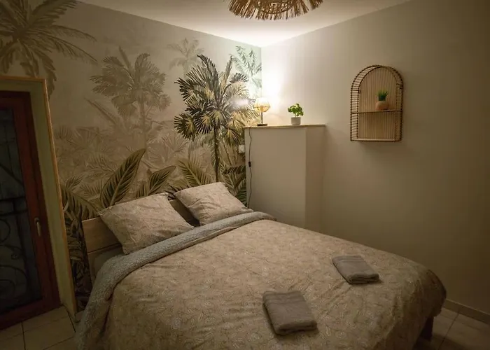 Studio Paisible, Parking Gratuit, Emplacement Velo - Village Vaux 3 Minutes Auxerre