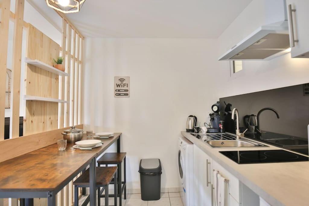 Apartment Paisible, Parking Gratuit, Emplacement Velo - Village Vaux 3 Minutes
