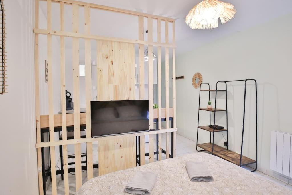 Paisible, Parking Gratuit, Emplacement Velo - Village Vaux 3 Minutes Apartment Auxerre
