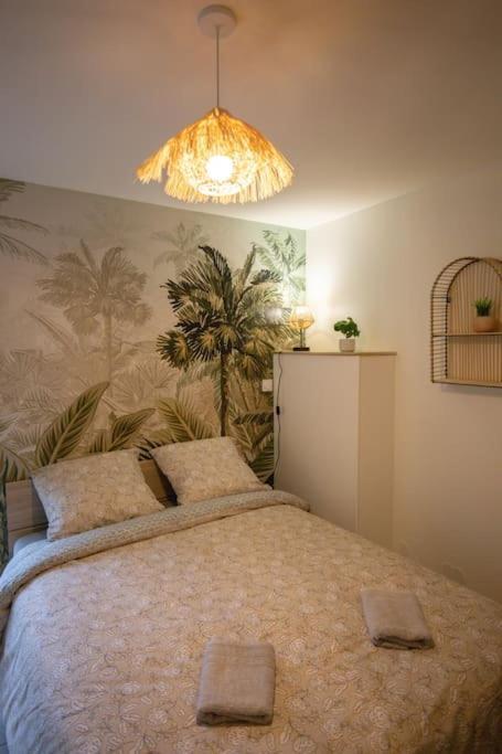 Paisible, Parking Gratuit, Emplacement Velo - Village Vaux 3 Minutes